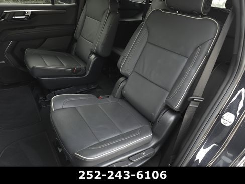 Used 2025 Chevrolet Tahoe Premier image 35
