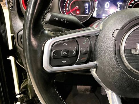 Used 2022 Jeep Wrangler Unlimited Rubicon w/ Cold Weather Group image 15