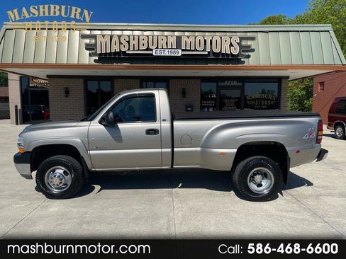 Used 2002 Chevrolet Silverado 3500 LS AWD/4WD image 1