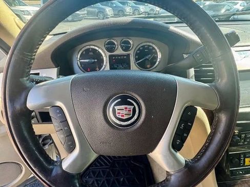 Used 2013 Cadillac Escalade Premium image 14