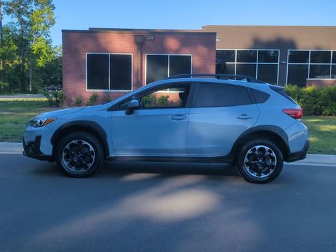 Used 2023 Subaru Crosstrek 2.0i Premium AWD/4WD image 10