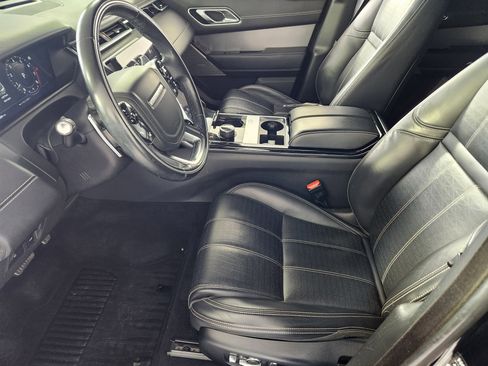 Used 2018 Land Rover Range Rover Velar R-Dynamic HSE image 11