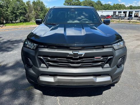 Certified 2024 Chevrolet Colorado Trail Boss w/ Technology Package AWD/4WD image 14