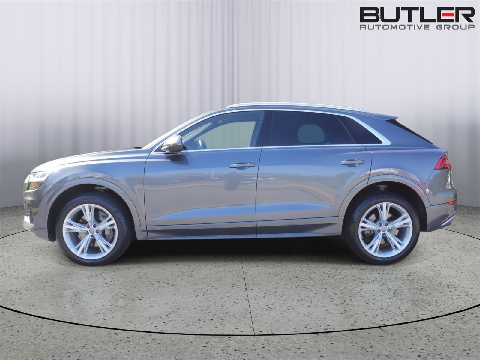 Used 2019 Audi Q8 Premium w/ Convenience Package AWD/4WD image 3