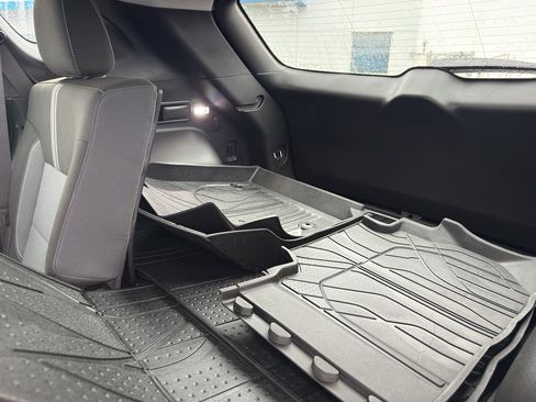 Used 2023 Chevrolet Blazer LT w/ Convenience Package image 34