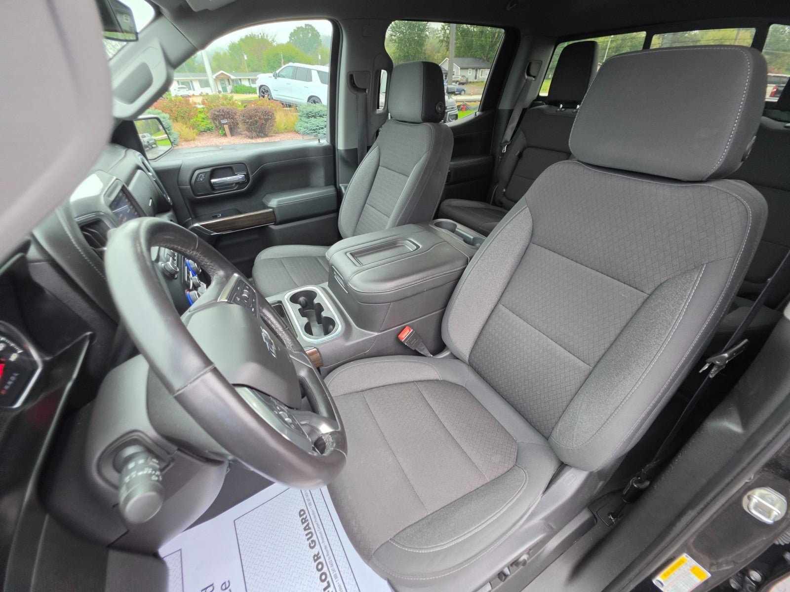 Used 2020 Chevrolet Silverado 1500 RST AWD/4WD image 31