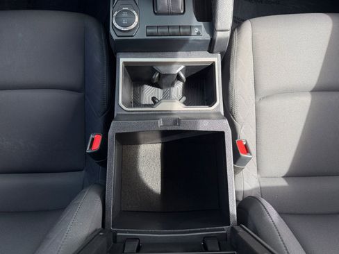 Certified 2024 Toyota Tacoma SR5 image 19