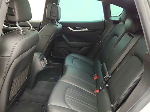 Used 2021 Maserati Levante S AWD/4WD image 22