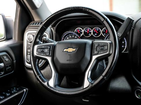 Used 2021 Chevrolet Silverado 1500 LTZ AWD/4WD image 18