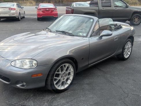 Used 2002 MAZDA MX-5 Miata SE image 18
