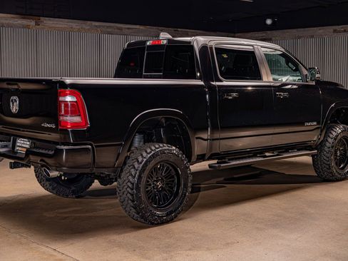 Used 2019 RAM 1500 Laramie w/ Sport Appearance Package image 10