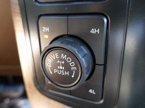 New 2026 Ford F150 King Ranch w/ Equipment Group 601A High image 19