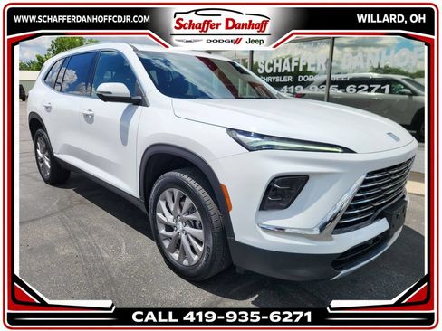 Used 2026 Buick Enclave Preferred AWD/4WD image 1