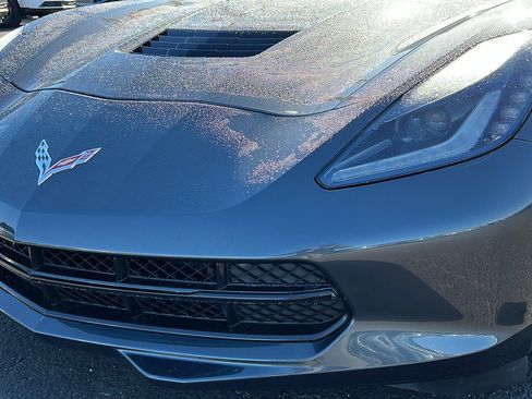 Used 2017 Chevrolet Corvette Stingray Coupe w/ 1LT image 9