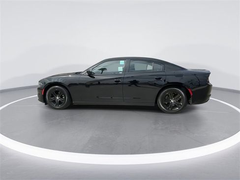 Certified 2022 Dodge Charger SXT w/ Leather Interior Group image 5
