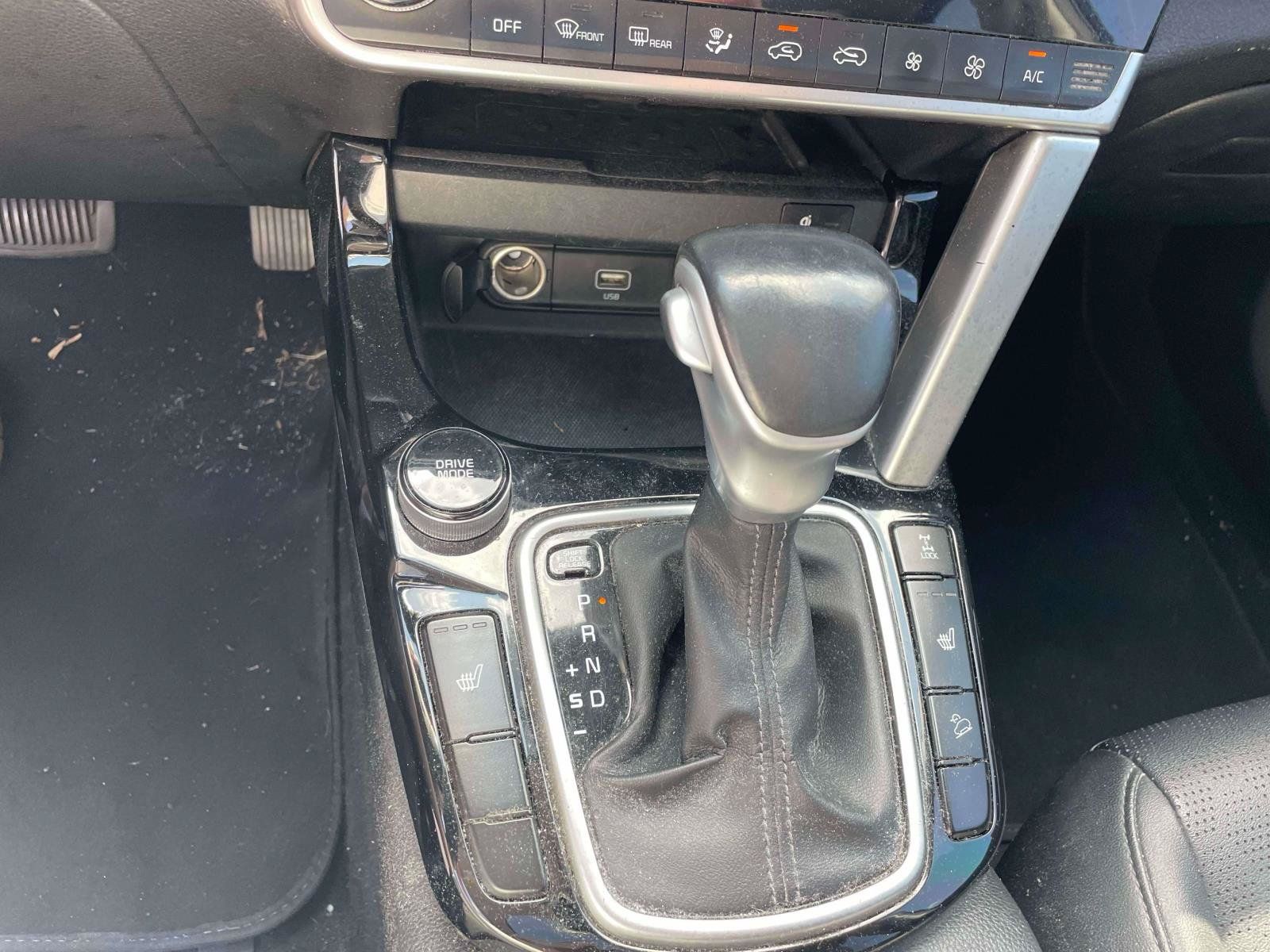 Used 2021 Kia Seltos SX w/ SX Sunroof Package AWD/4WD image 14
