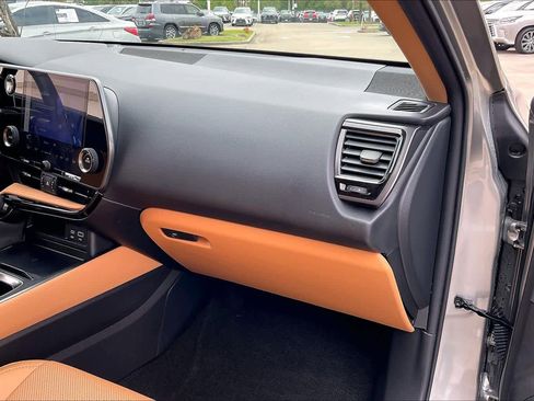 Used 2024 Lexus NX 250 FWD image 16