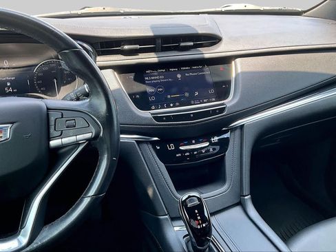Used 2021 Cadillac XT6 Luxury FWD image 7