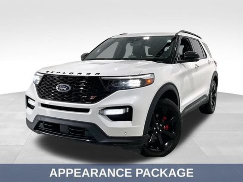 Used 2023 Ford Explorer ST w/ Technology Package AWD/4WD image 4