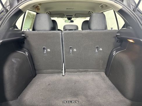 Used 2023 Nissan Kicks SV image 22