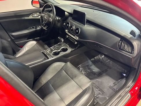 Used 2019 Kia Stinger GT1 AWD/4WD image 96