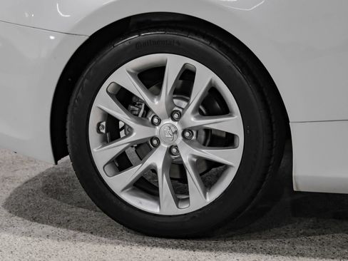 Used 2013 Hyundai Genesis 3.8 RWD image 55