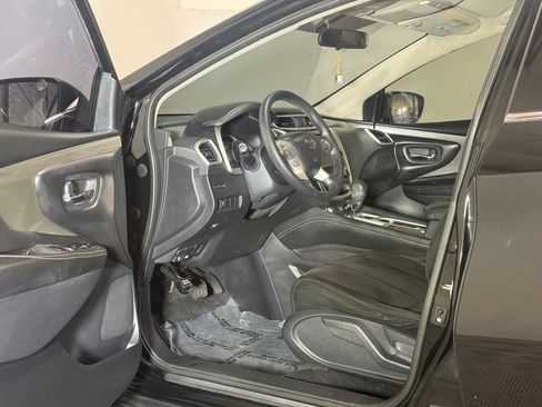 Used 2018 Nissan Murano S w/ Cargo Package FWD image 10