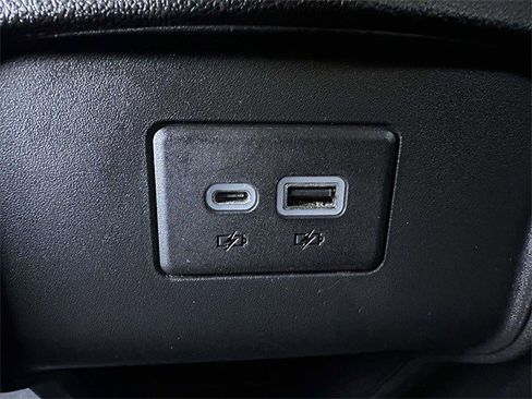 Certified 2021 Chevrolet Blazer LT image 17