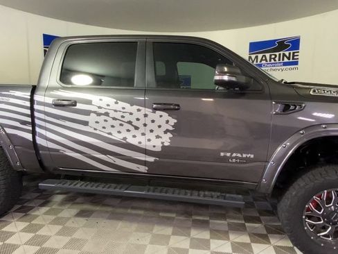 Used 2022 RAM 1500 Big Horn AWD/4WD image 3