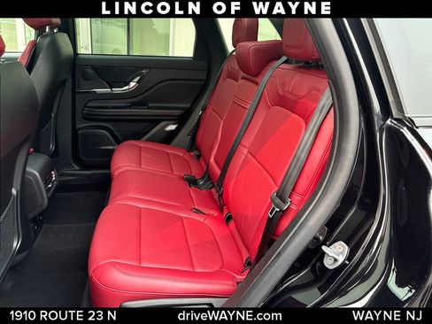 Certified 2023 Lincoln Corsair Reserve AWD/4WD image 23