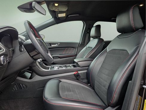 Certified 2024 Ford Edge ST-Line AWD/4WD image 14