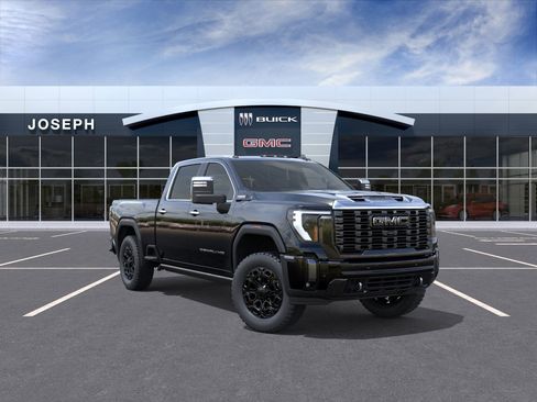 New 2026 GMC Sierra 3500 Denali Ultimate w/ LPO, Black Badging Package image 25