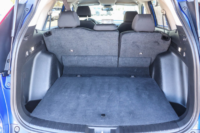 Certified 2025 Honda CR-V LX image 27