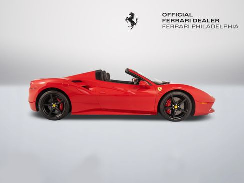 Certified 2018 Ferrari 488 Spider RWD image 9