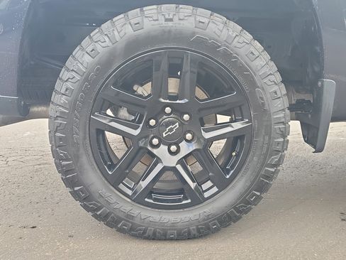 Used 2022 Chevrolet Silverado 1500 RST image 5