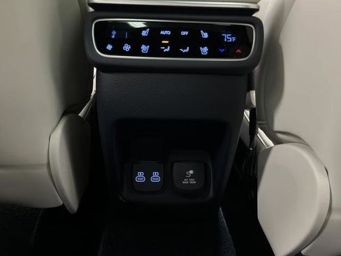 Used 2025 Genesis GV80 3.5T Prestige image 35