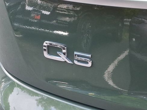 Certified 2023 Audi Q5 Premium Plus w/ Premium Plus Package AWD/4WD image 32