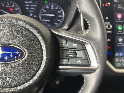 Used 2025 Subaru Ascent Touring AWD/4WD image 9