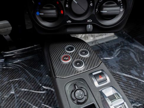 Used 2015 Alfa Romeo 4C Spider w/ Spider Track Package image 42