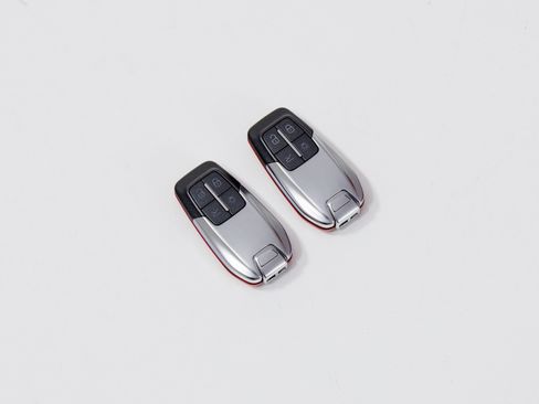 Used 2020 Ferrari 488 Pista Coupe image 89