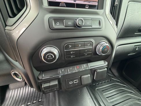 New 2026 GMC Sierra 2500 Pro w/ Convenience Package AWD/4WD image 17