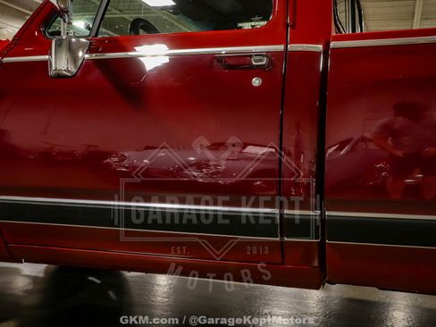 Used 1989 Dodge D/W Truck 150 image 38