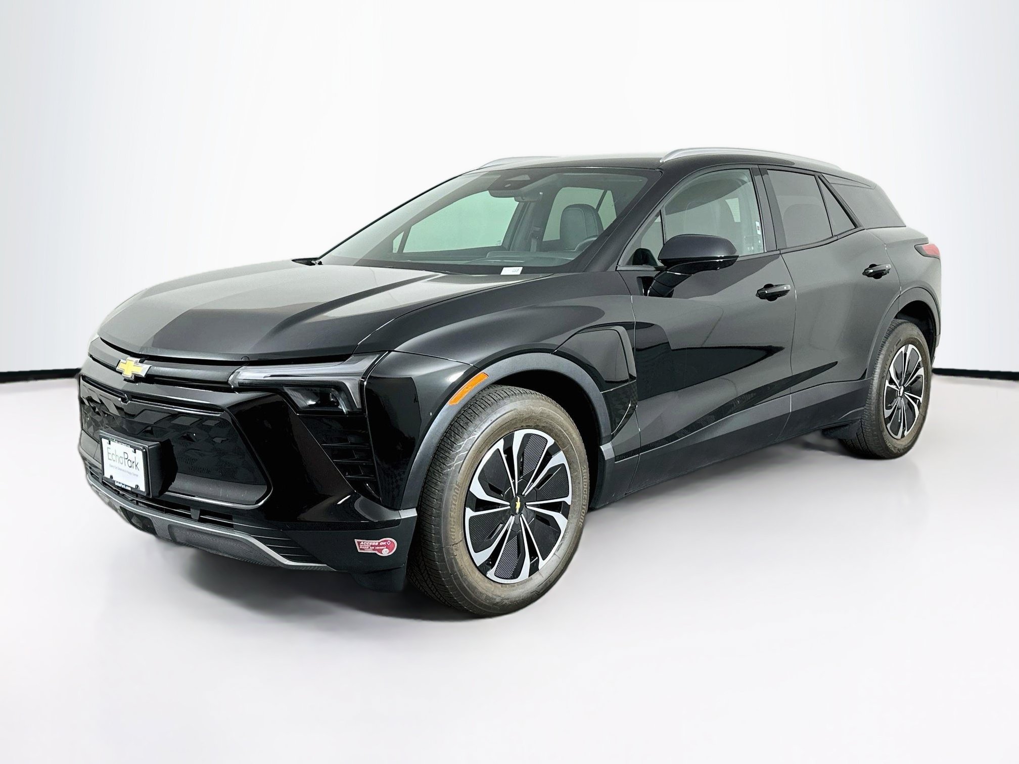 Used 2024 Chevrolet Blazer EV LT AWD/4WD image 3