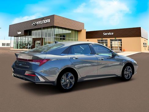 New 2026 Hyundai Elantra SEL Sport Premium FWD image 8