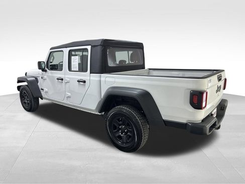 Used 2023 Jeep Gladiator Sport w/ Trailer Tow Package AWD/4WD image 8