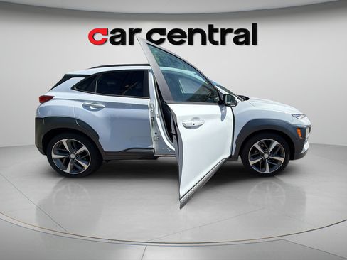 Used 2020 Hyundai Kona Limited AWD/4WD image 10