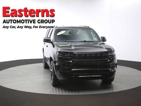 Used 2024 Jeep Grand Wagoneer Series II w/ Quick Order Packagew 28T AWD/4WD image 60
