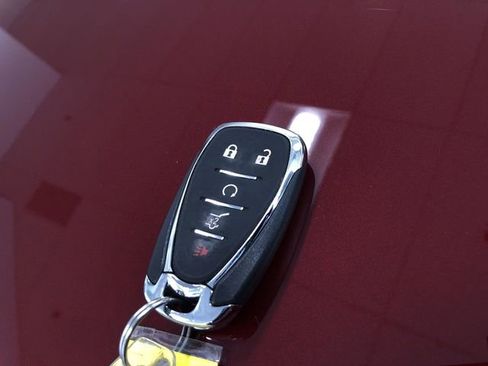 Used 2023 Chevrolet TrailBlazer RS w/ Sun and Liftgate Package image 25