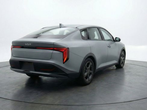 Used 2025 Kia K4 FWD image 9