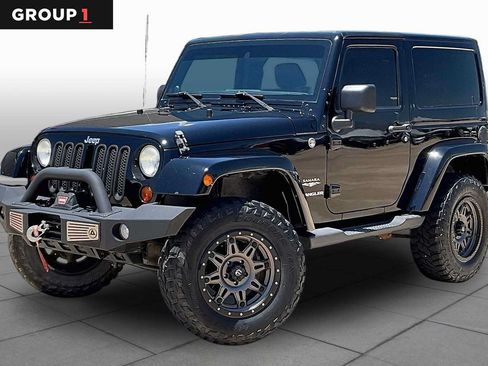Used 2012 Jeep Wrangler Sahara w/ Connectivity Group AWD/4WD image 1
